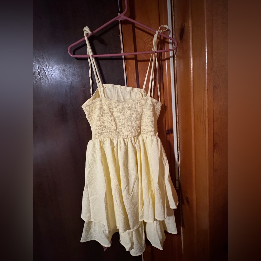 Light Yellow Dress - Picture 2 of 3